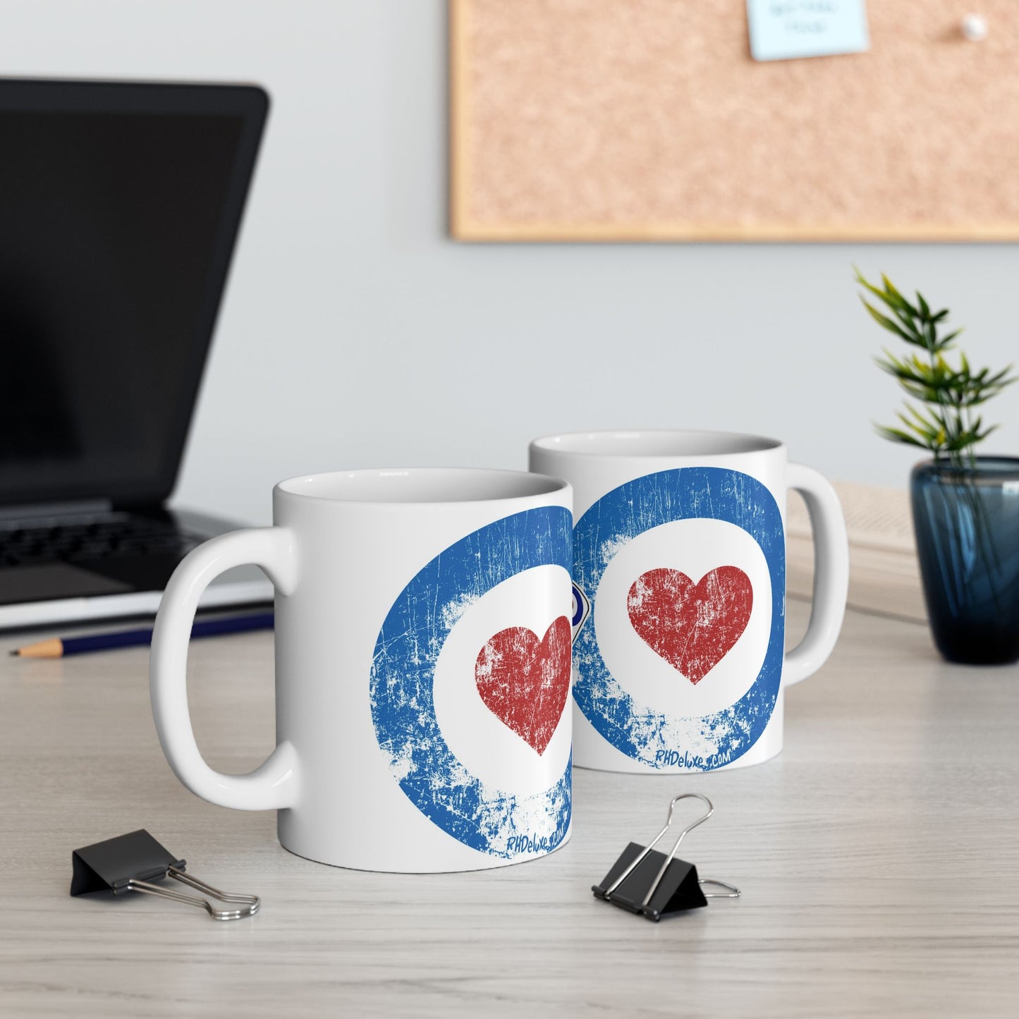 MOD LOVE *WHITE 11oz Mug