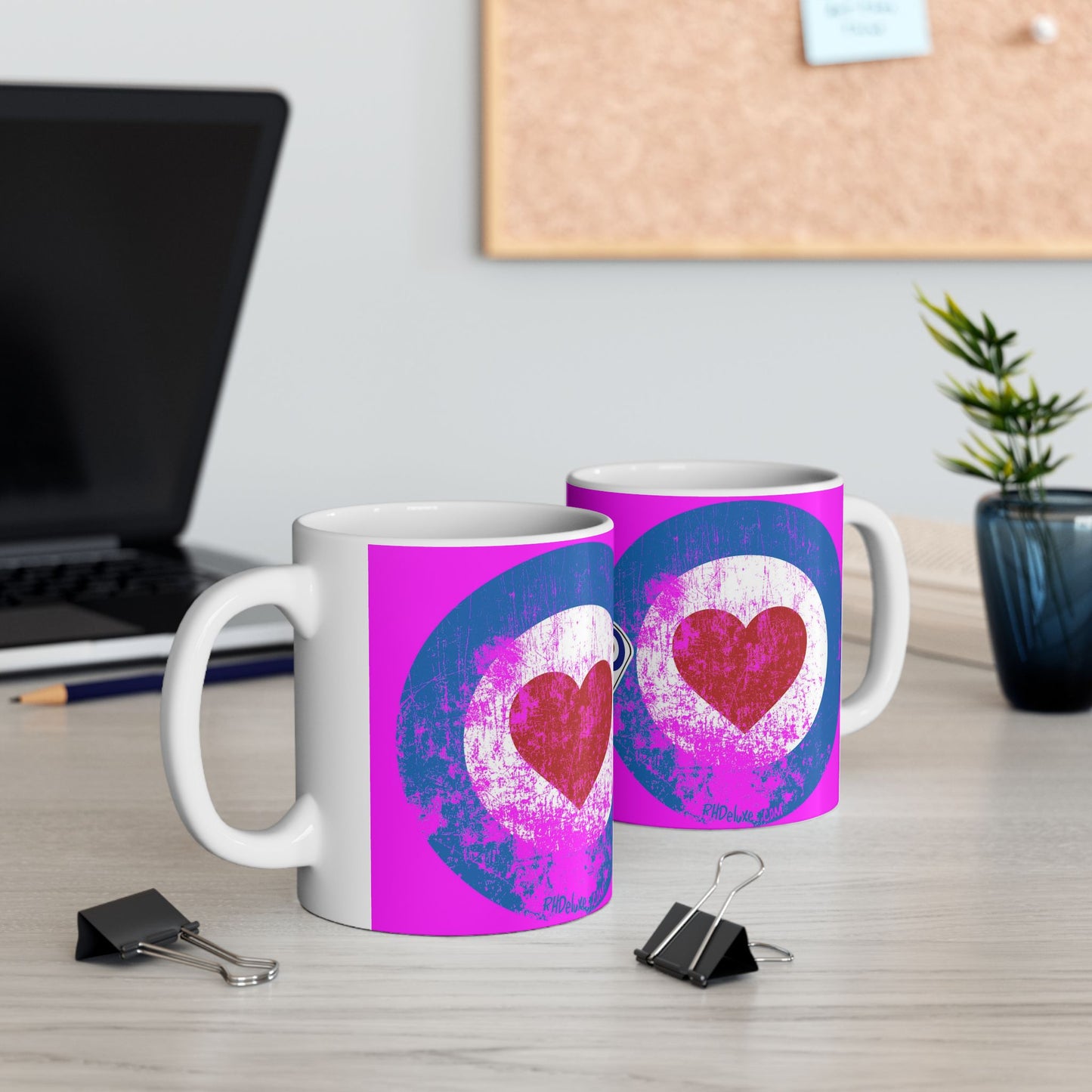 MOD LOVE *MAGENTA 11oz Mug
