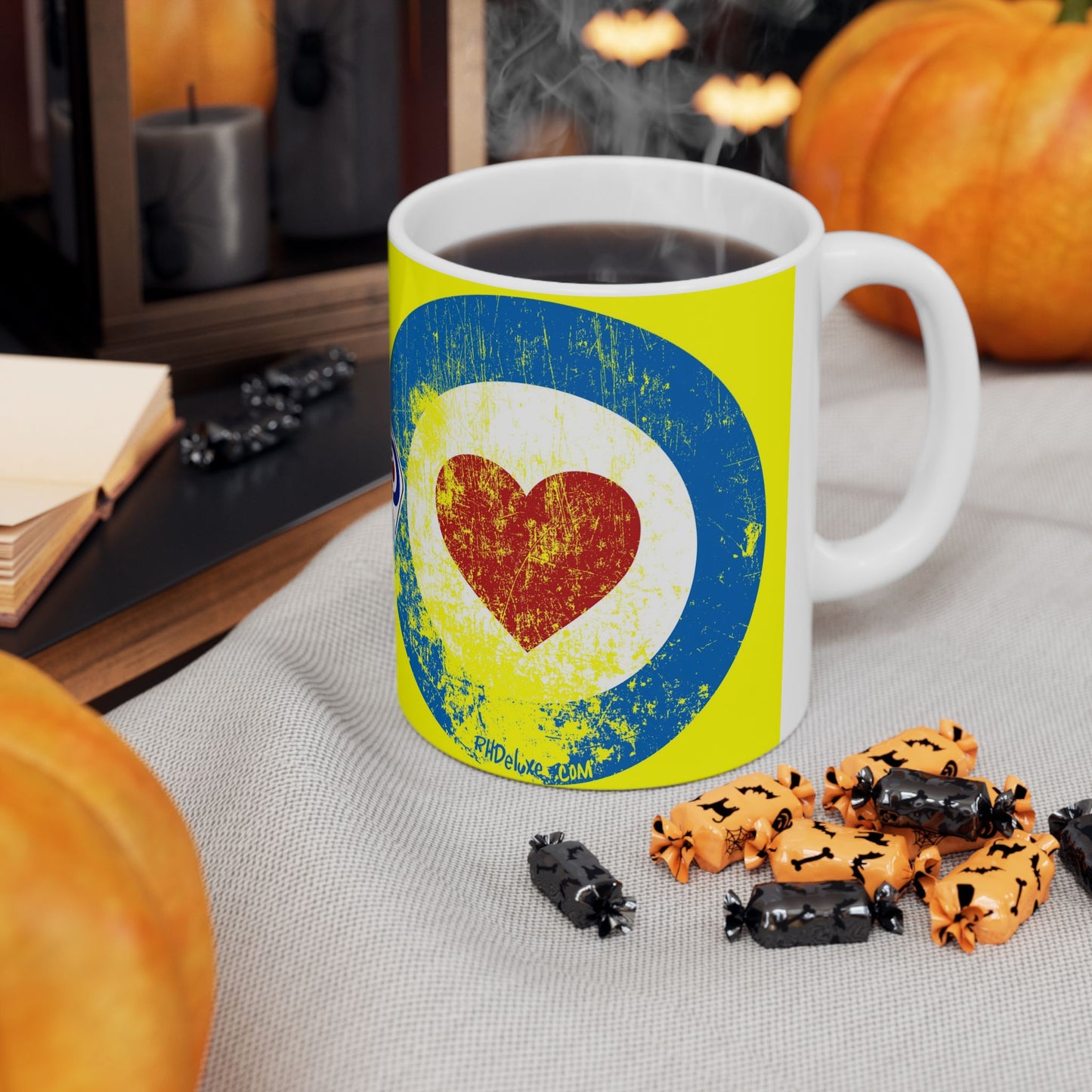 MOD LOVE *YELLOW 11oz Mug