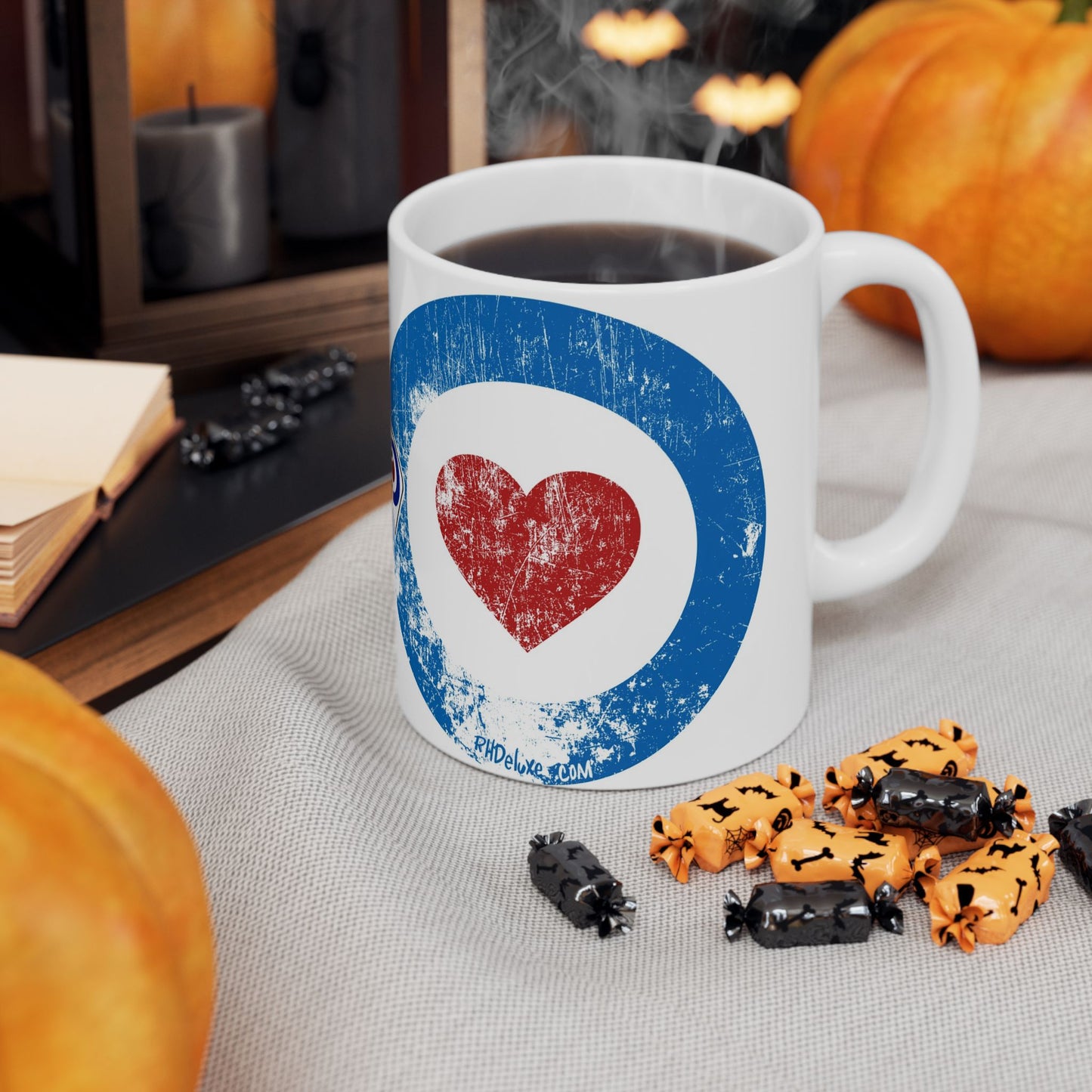 MOD LOVE *WHITE 11oz Mug